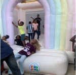 Hues Bouncy Castle - Image 2