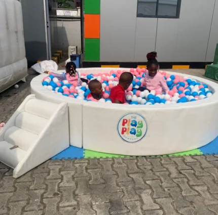 Round Ball Pit